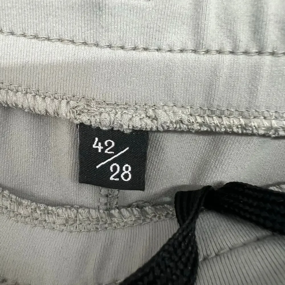 Public Rec Daymaker Pants Men's Sz 42/28 Fog Wrinkle Resistant Inner Drawstring